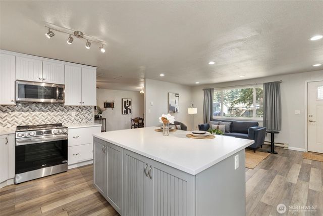 11708 Elder Avenue SW, Port Orchard, WA 98367