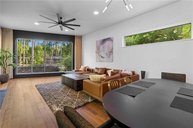 1960 Tall Tree Drive NE, Atlanta, GA 30324