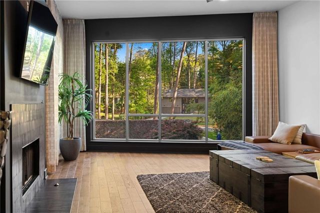 1960 Tall Tree Drive NE, Atlanta, GA 30324