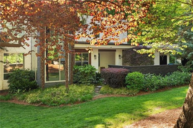 1960 Tall Tree Drive NE, Atlanta, GA 30324