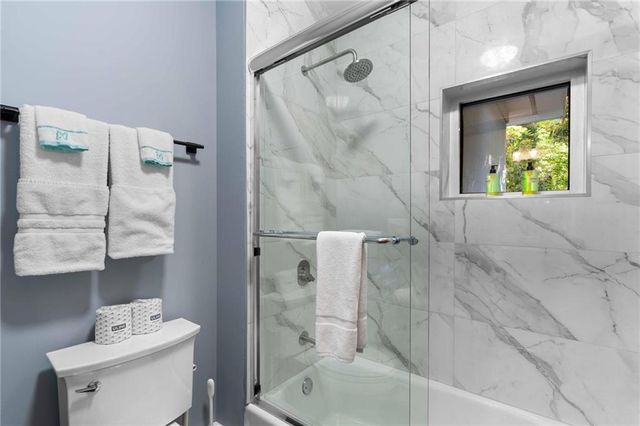 1960 Tall Tree Drive NE, Atlanta, GA 30324