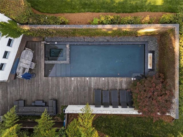 1960 Tall Tree Drive NE, Atlanta, GA 30324