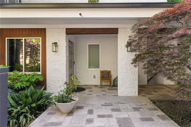 1960 Tall Tree Drive NE, Atlanta, GA 30324