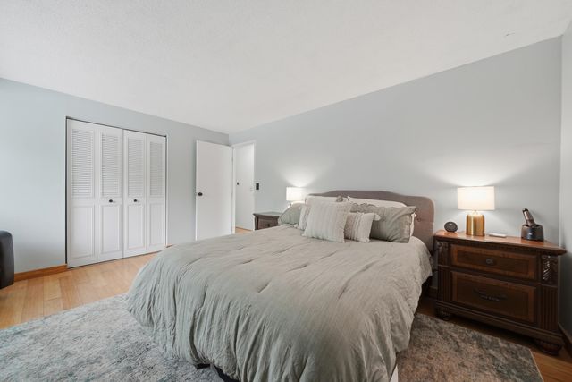 2 Brookside Dr Apt 11, Exeter, NH 03833