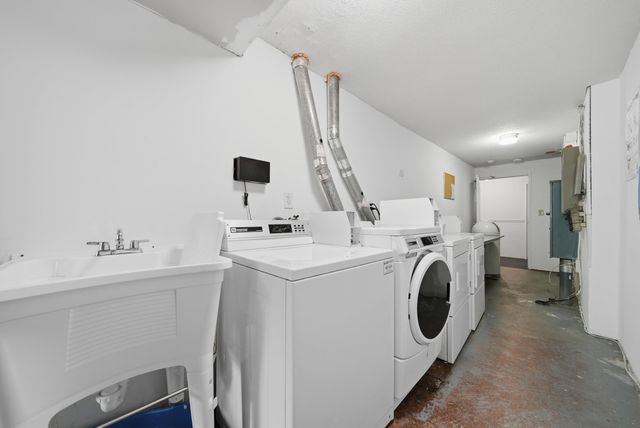 2 Brookside Dr Apt 11, Exeter, NH 03833