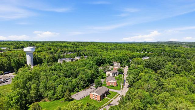 2 Brookside Dr Apt 11, Exeter, NH 03833