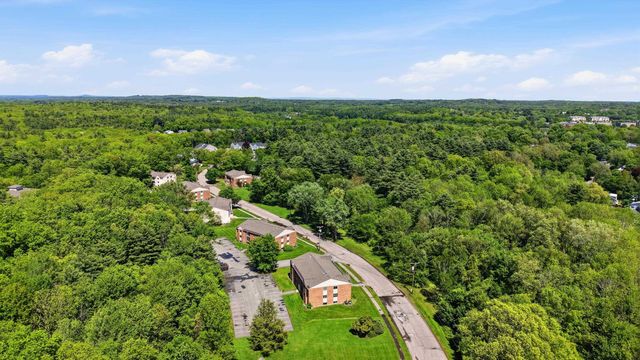 2 Brookside Dr Apt 11, Exeter, NH 03833