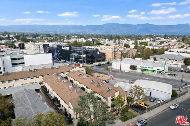 10817 Whipple Street 6, Studio City (los Angeles), CA 91602