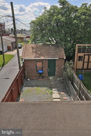 437 N 3RD AVE, Lebanon, PA 17046