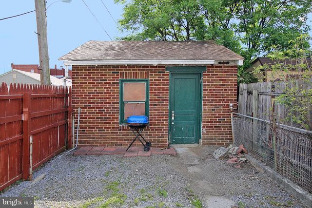 437 N 3RD AVE, Lebanon, PA 17046