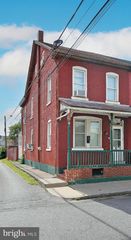 437 N 3RD AVE, Lebanon, PA 17046