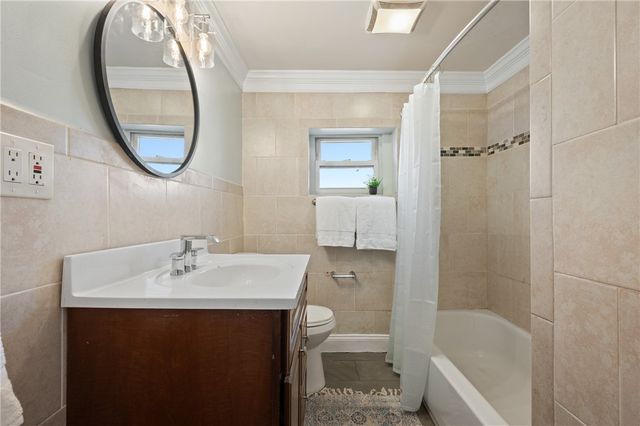 3837 Liberty Ave, Lawrenceville, PA 15201