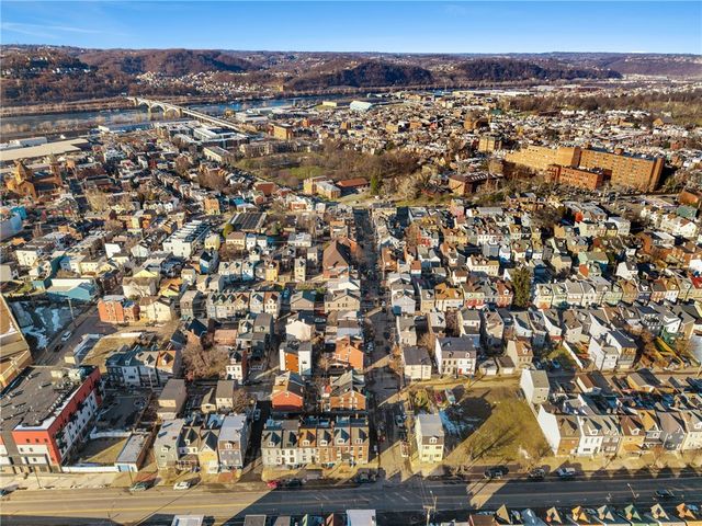 3837 Liberty Ave, Lawrenceville, PA 15201