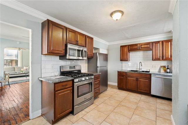 3837 Liberty Ave, Lawrenceville, PA 15201