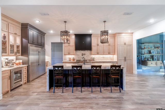 12240 Jazmin Cir, Flint, TX 75762