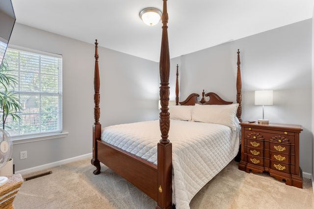 2515 Tinnell Ct, Murfreesboro, TN 37129