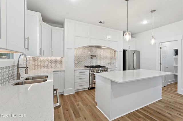 1760 Sandalwood Drive SW, Ocean Isle Beach, NC 28469