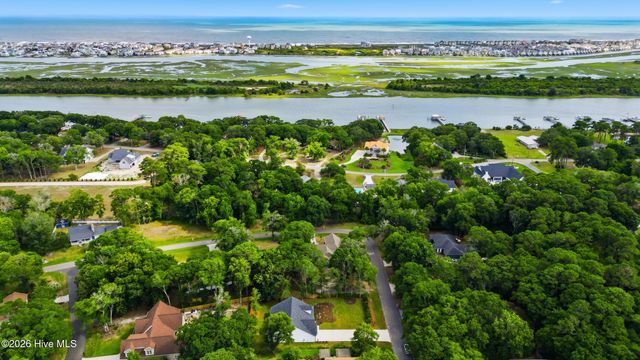 1760 Sandalwood Drive SW, Ocean Isle Beach, NC 28469