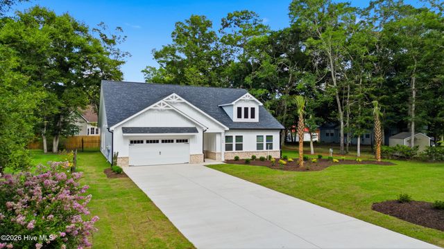 1760 Sandalwood Drive SW, Ocean Isle Beach, NC 28469