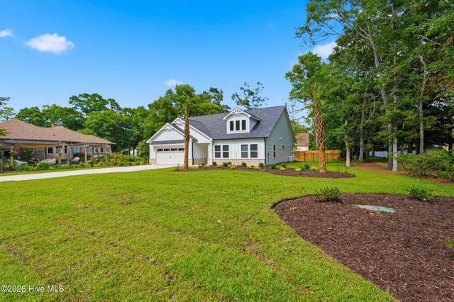 1760 Sandalwood Drive SW, Ocean Isle Beach, NC 28469