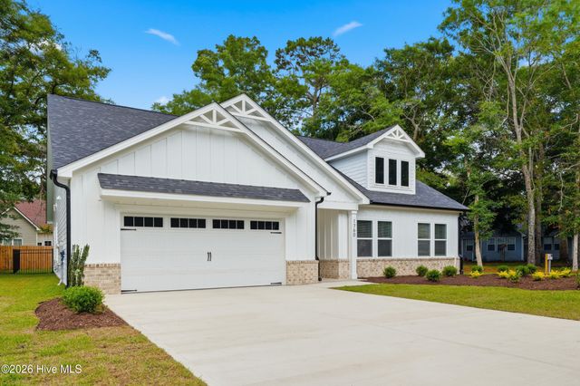 1760 Sandalwood Drive SW, Ocean Isle Beach, NC 28469