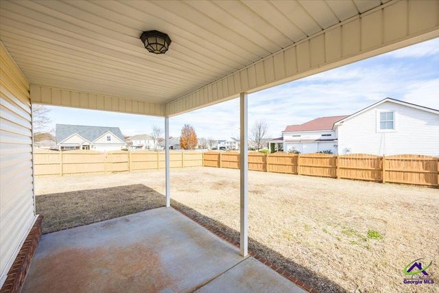 402 Latham Drive, Warner Robins, GA 31088