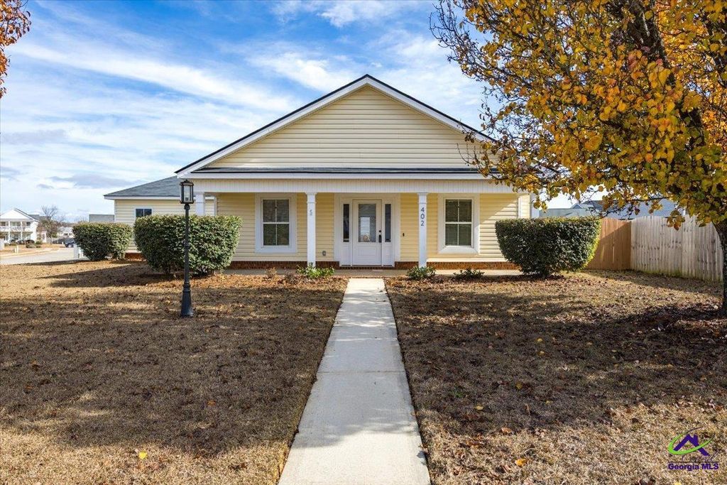 402 Latham Drive, Warner Robins, GA 31088