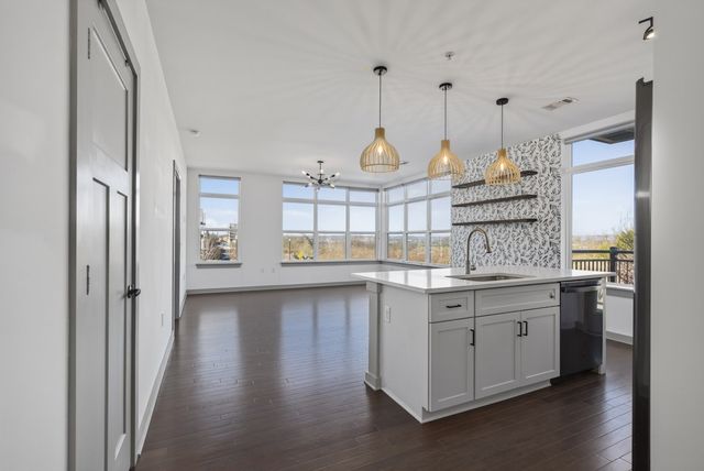 1638 54th Ave N Apt 204, Nashville, TN 37209