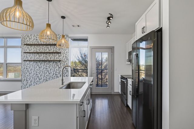 1638 54th Ave N Apt 204, Nashville, TN 37209