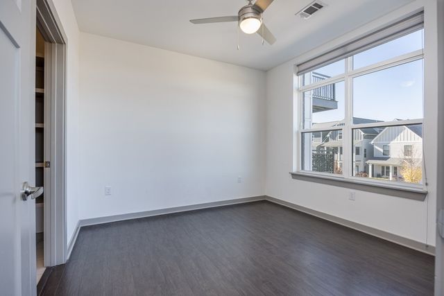 1638 54th Ave N Apt 204, Nashville, TN 37209