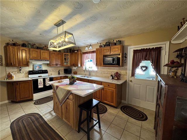 11246 State Route 730, Blanchester, OH 45107