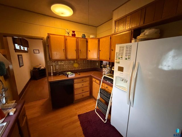 618 W 13th St Street, Sioux Falls, SD 57104