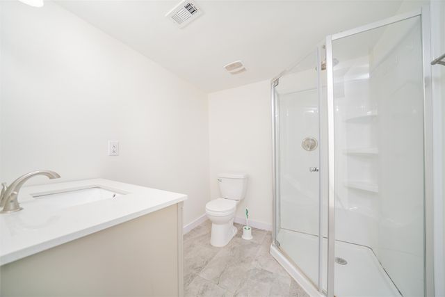 703 SH 43, Henderson, TX 75652