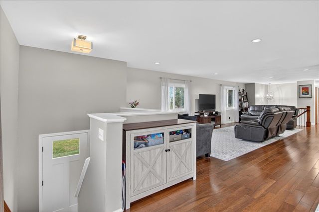 7901 W Waters Road, Ann Arbor, MI 48103