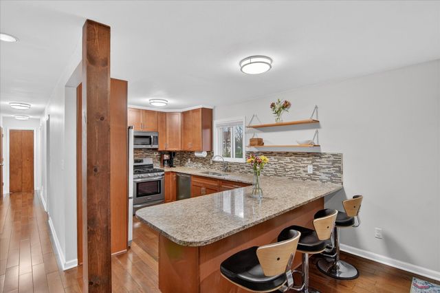 7901 W Waters Road, Ann Arbor, MI 48103