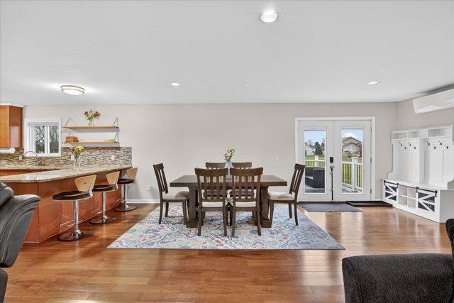 7901 W Waters Road, Ann Arbor, MI 48103