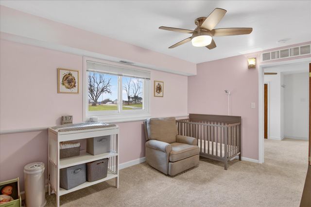 7901 W Waters Road, Ann Arbor, MI 48103