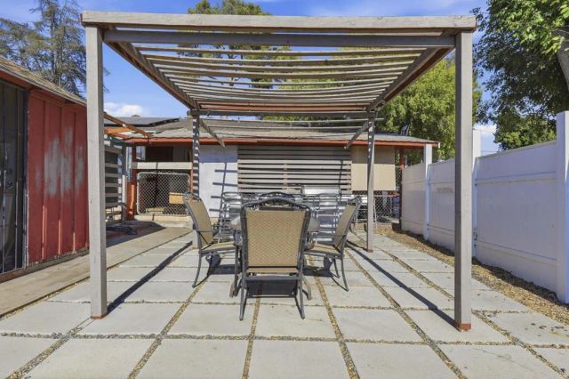 646 El Rancho Dr, El Cajon, CA 92019