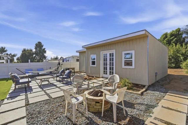 646 El Rancho Dr, El Cajon, CA 92019