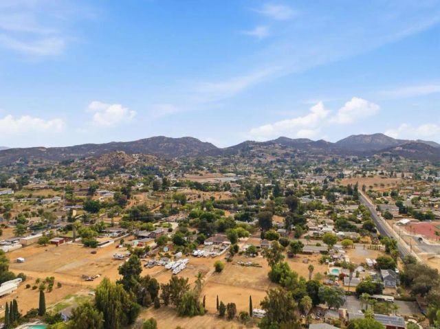 646 El Rancho Dr, El Cajon, CA 92019