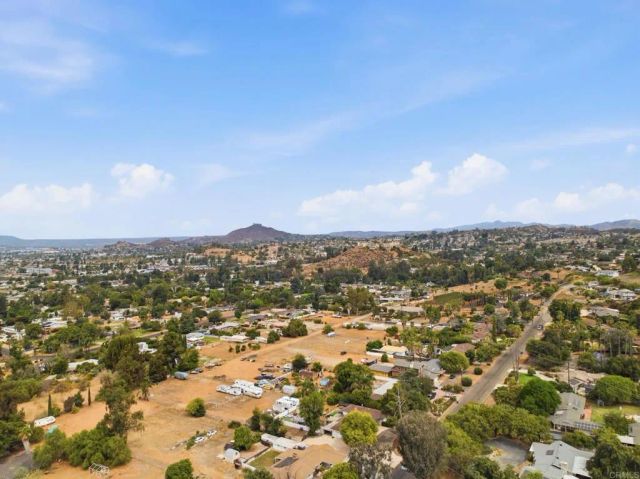 646 El Rancho Dr, El Cajon, CA 92019