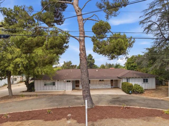 646 El Rancho Dr, El Cajon, CA 92019