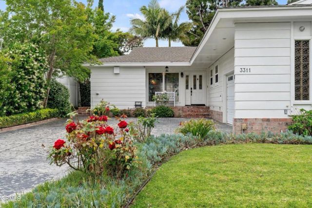 3311 S Bentley Avenue, Los Angeles, CA 90034