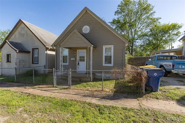 129 E Pratt Street, De Soto, MO 63020