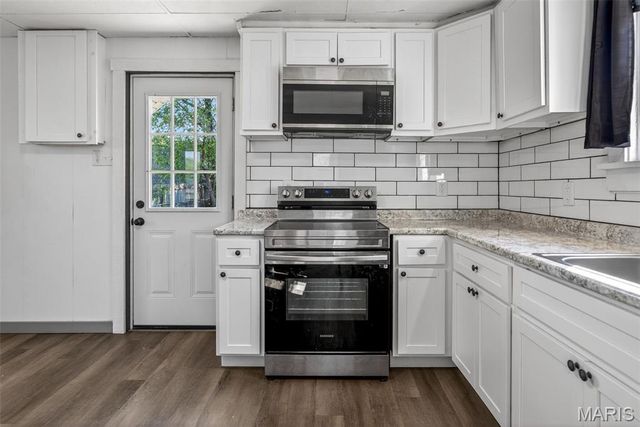 129 E Pratt Street, De Soto, MO 63020