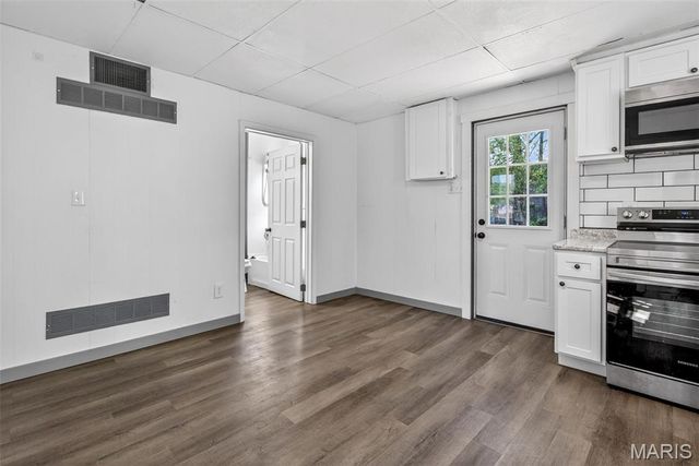 129 E Pratt Street, De Soto, MO 63020