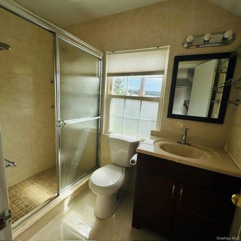 16821 Cryders Lane, Whitestone, NY 11357
