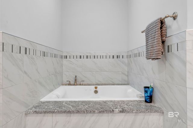 536 Wedgewood Drive, Gulf Shores, AL 36542