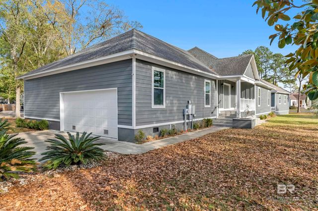 536 Wedgewood Drive, Gulf Shores, AL 36542