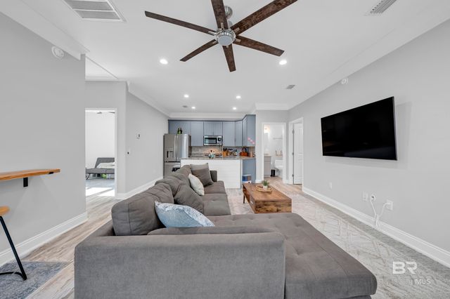 536 Wedgewood Drive, Gulf Shores, AL 36542